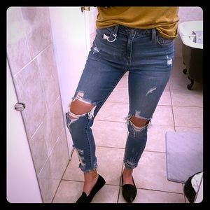 Distressed High-waisted Jeans
